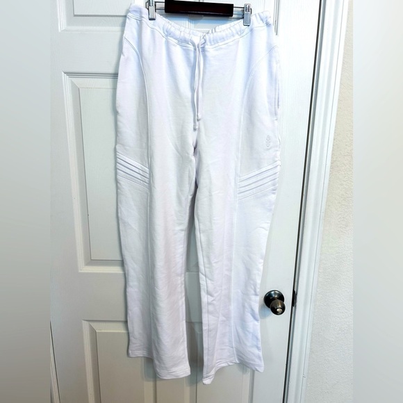 NWOT Free People Movement, Best Of Straight-Leg Pants, Small in White - Picture 5 of 7